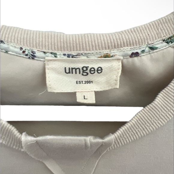 Umgee Lounge Set - Picture 4 of 7